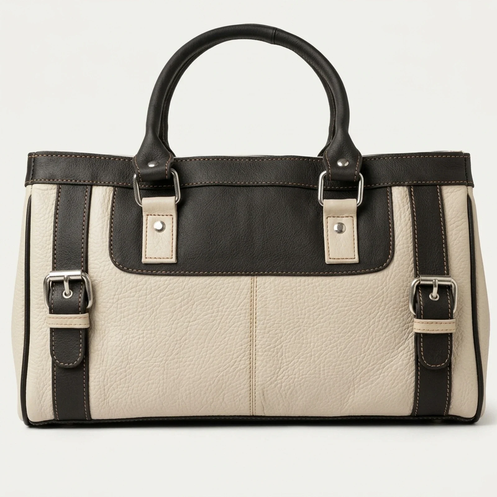 Leather apron produced by Aly Leather Co. for barbers, chefs and trades