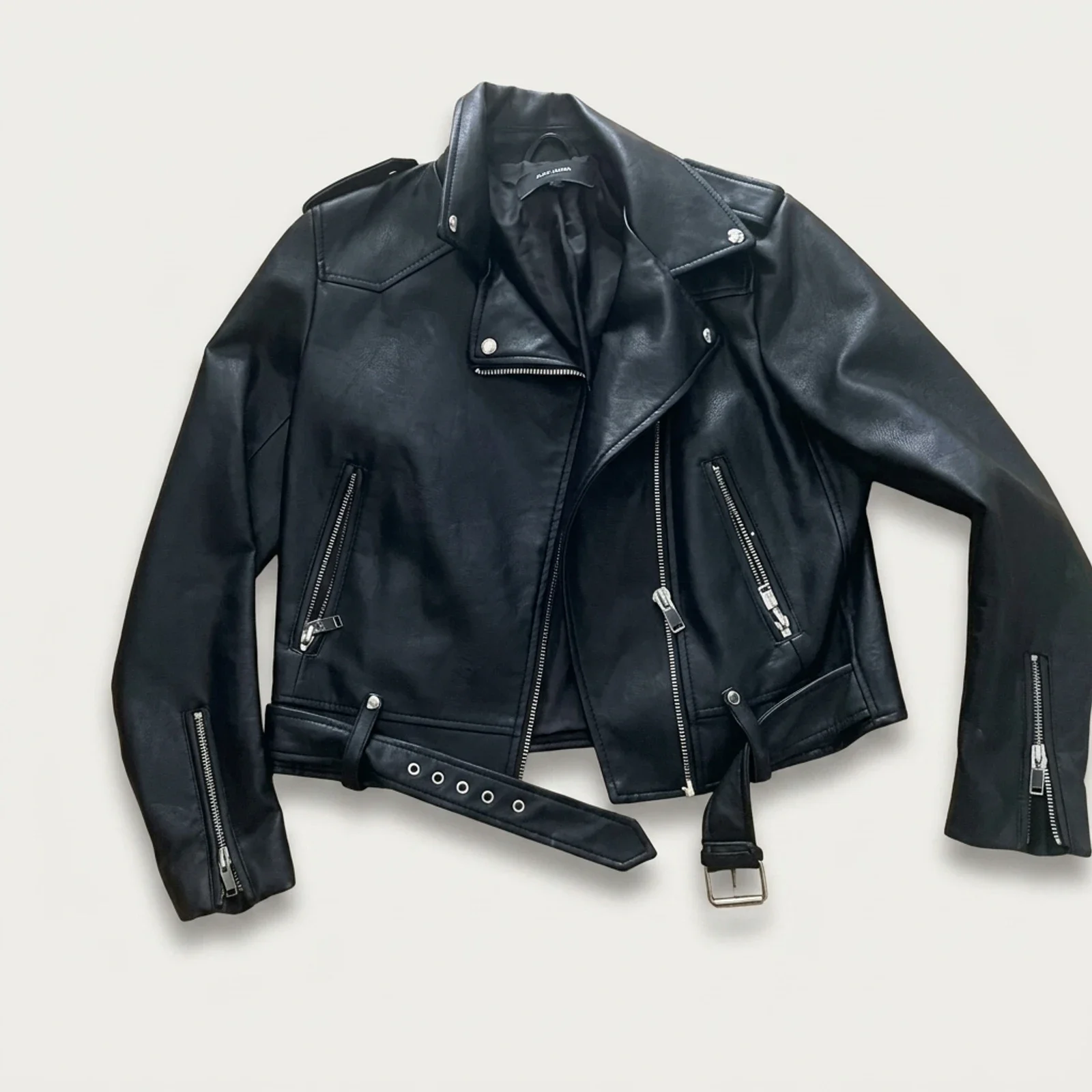 Jackets & Outerwear manufactured by Aly Leather Co.